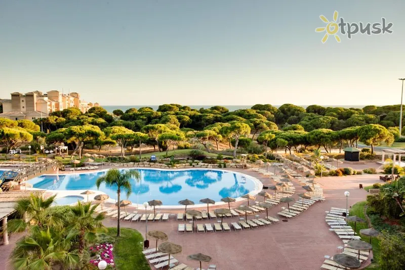 Фото отеля Barcelo Punta Umbria Beach Resort 4* Kosta de La Luza Spānija ārpuse un baseini