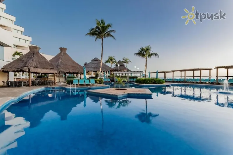 Фото отеля Royal Solaris Cancun 4* Канкун Мексика экстерьер и бассейны