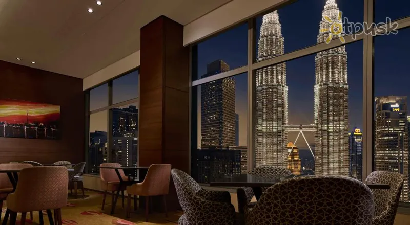 Фото отеля Traders Hotel Kuala Lumpur 5* Куала-Лумпур Малайзия бары и рестораны