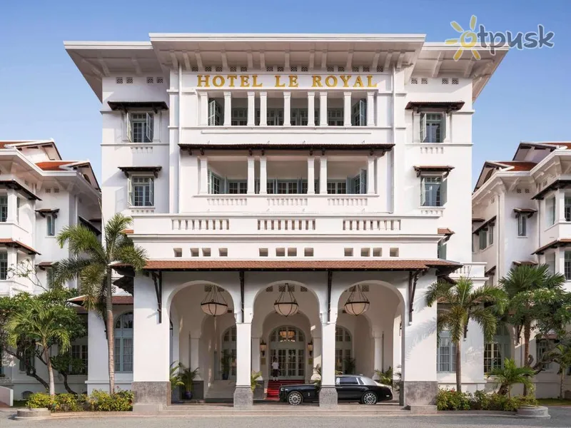 Фото отеля Raffles Hotel Le Royal 5* Пномпень Камбоджа экстерьер и бассейны