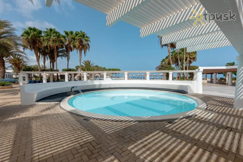 Фото отеля Voi Praia de Chaves Resort 5* о. Боавишта Кабо-Верде экстерьер и бассейны