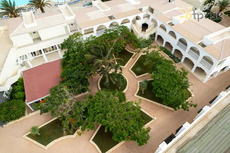 Фото отеля Voi Praia de Chaves Resort 5* о. Боавишта Кабо-Верде экстерьер и бассейны