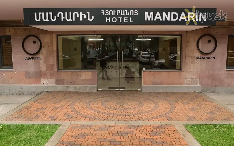 Фото отеля Mandarin Hotel 3* Ереван Армения экстерьер и бассейны