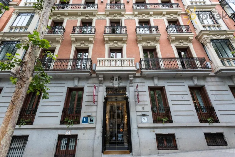 Фото отеля Petit Palace Lealtad Plaza 4* Мадрид Испания экстерьер и бассейны