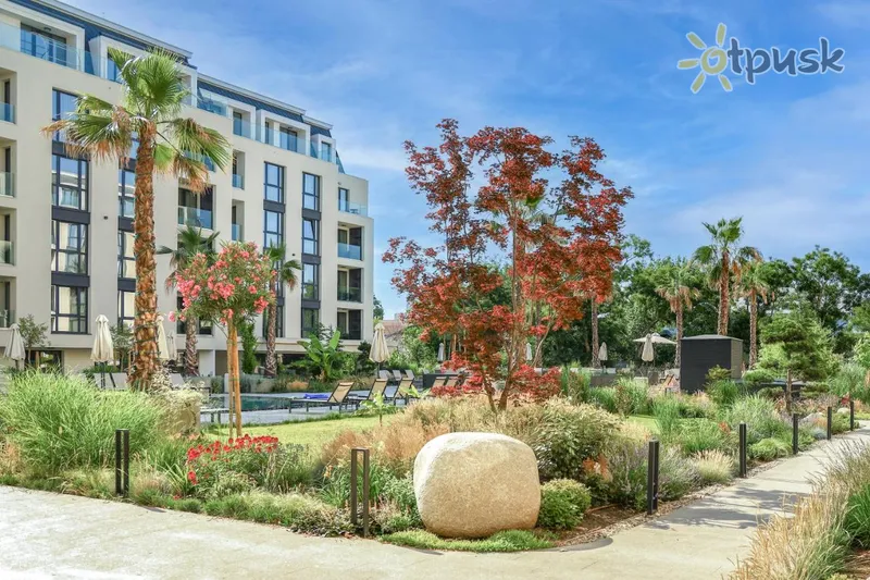 Фото отеля Azur Premium Aparthotel 4* Св. Константин и Елена Болгария экстерьер и бассейны