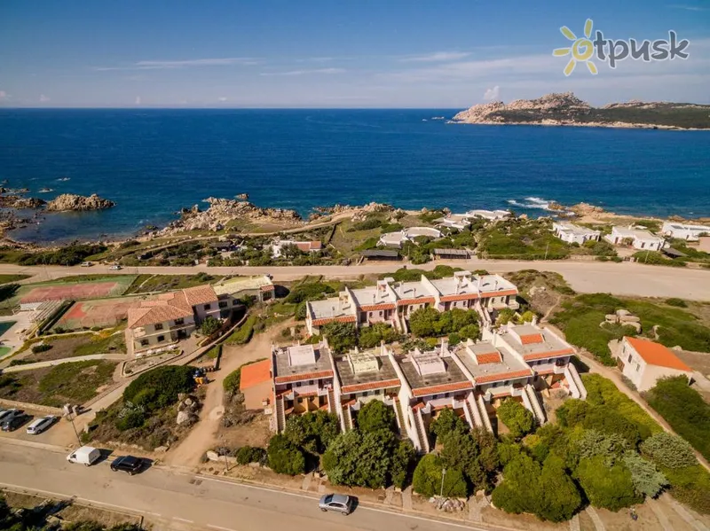 Фото отеля Baia Santa Reparata Residence 3* о. Сардиния Италия экстерьер и бассейны