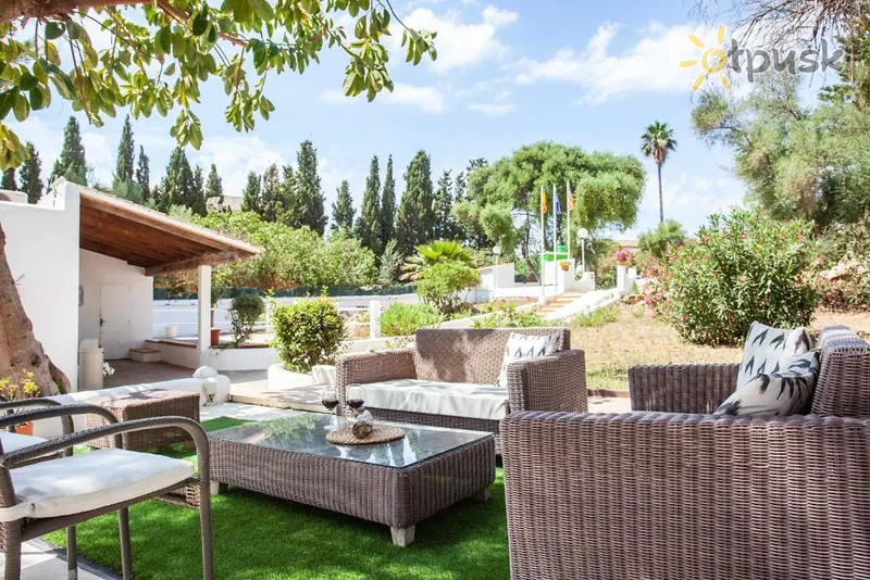 Фото отеля BJ Apartamentos Europa 2* о. Майорка Испания экстерьер и бассейны