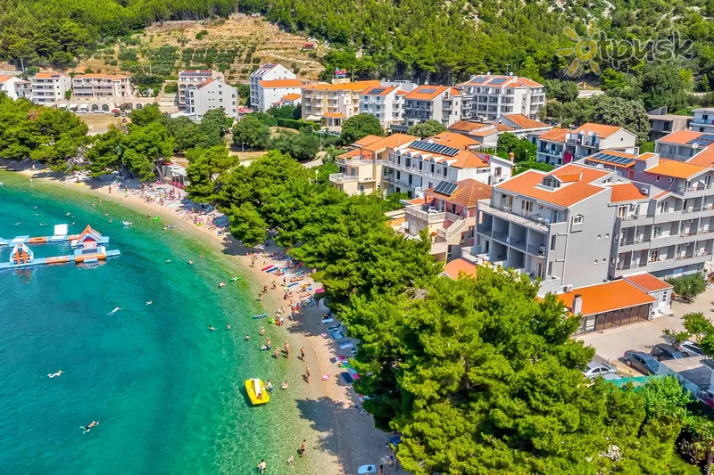 Фото отеля Krasna 4* Макарска Хорватия экстерьер и бассейны