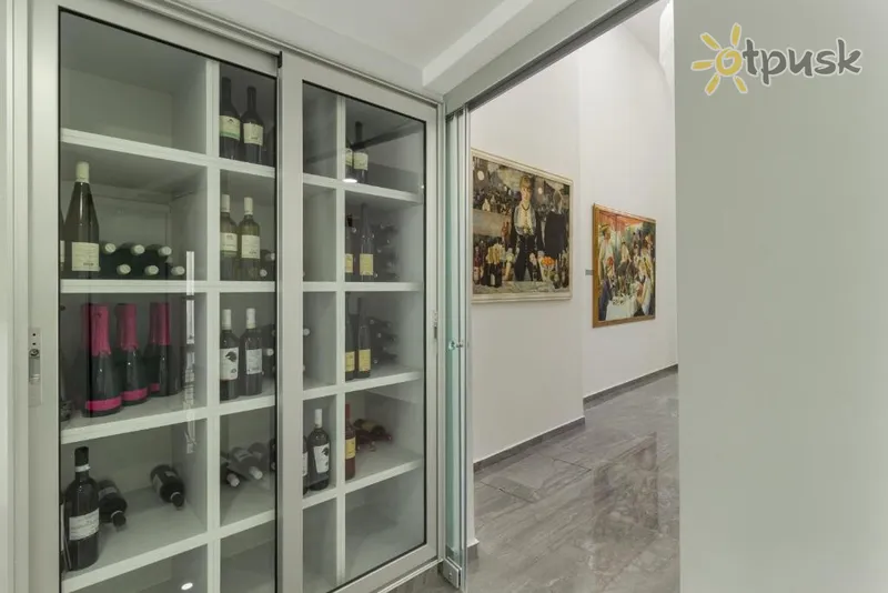 Фото отеля Art & Wine Studios and Apts 4* Ларнака Кипр лобби и интерьер
