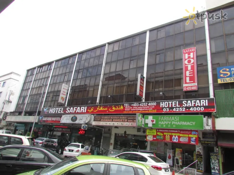 Фото отеля Safari Hotel 2* Куала-Лумпур Малайзия экстерьер и бассейны