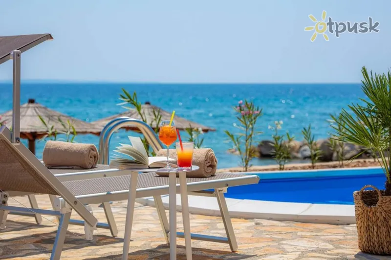 Фото отеля Terra Park Phalaris 4* о. Паг Хорватия экстерьер и бассейны