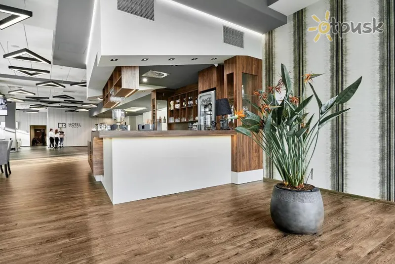 Фото отеля DB Hotel Wrocław 4* Вроцлав Польша лобби и интерьер