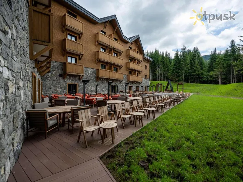 Фото отеля Swissotel Resort Kolasin 4* Колашин Черногория экстерьер и бассейны