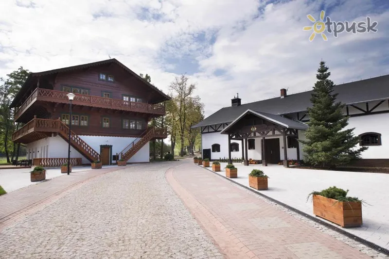 Фото отеля Dworzysko Hotel 3* Ястшембе-Здруй Польша экстерьер и бассейны
