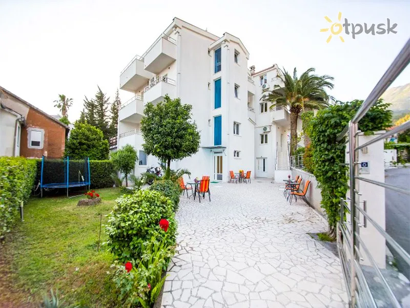 Фото отеля Lazovic Villa 4* Будва Чорногорія екстер'єр та басейни