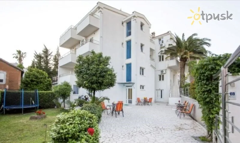 Фото отеля Lazovic Villa 4* Будва Чорногорія екстер'єр та басейни
