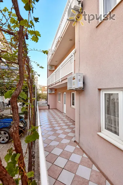 Фото отеля Ivan Makarska 3* Макарска Хорватия экстерьер и бассейны