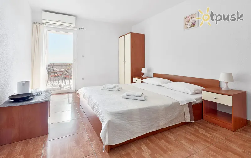 Фото отеля Pokoje Goscinne Makarska 3* Makarska Kroatija išorė ir baseinai
