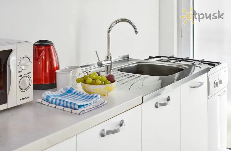 Фото отеля Studio Makarska 3* Макарска Хорватия экстерьер и бассейны