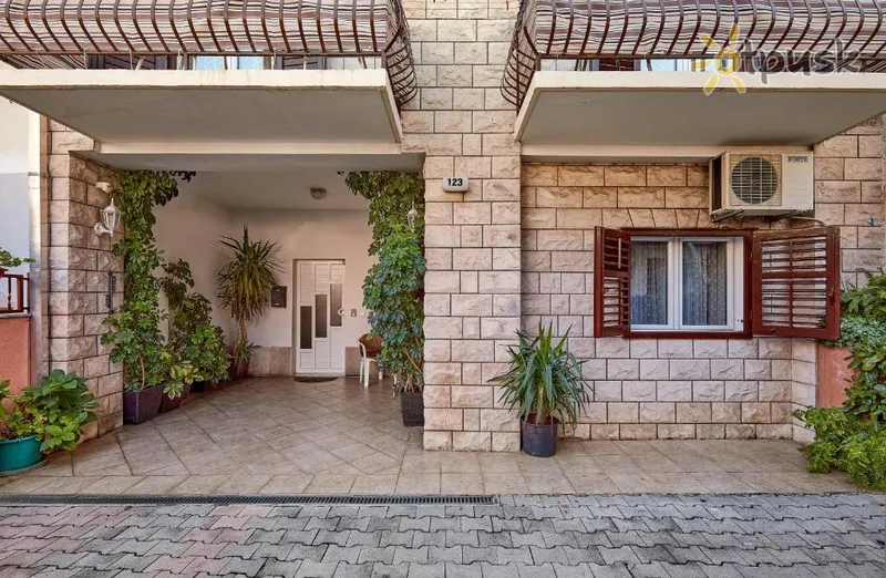 Фото отеля Ljubica Apartments 3* Makarska Horvātija ārpuse un baseini