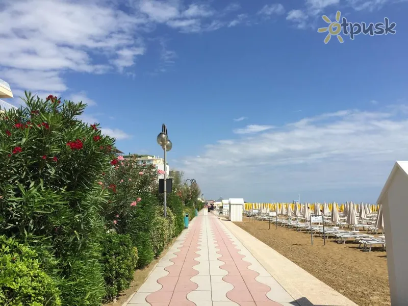 Фото отеля Astor Hotel 3* Лидо Ди Езоло Италия экстерьер и бассейны