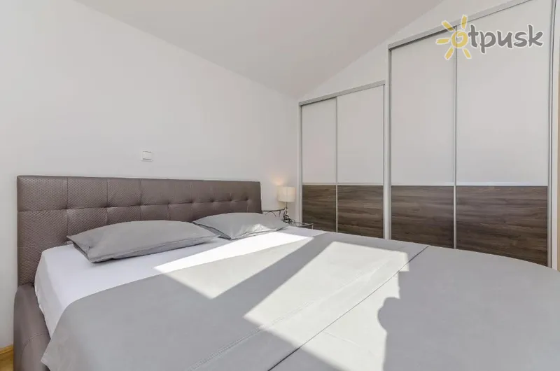 Фото отеля Kiwi Apartments 3* Трогир Хорватия экстерьер и бассейны