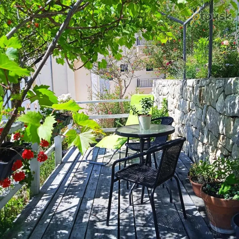 Фото отеля Apartments Ana 3* Брела Хорватия экстерьер и бассейны
