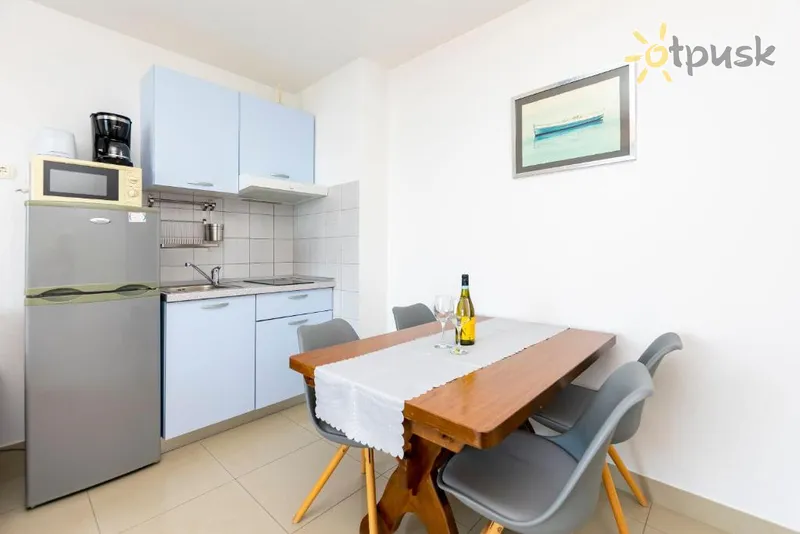 Фото отеля Apartments Ana 3* Брела Хорватия экстерьер и бассейны