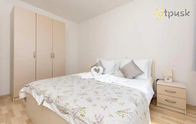 Фото отеля Apartments Ana 3* Брела Хорватия экстерьер и бассейны