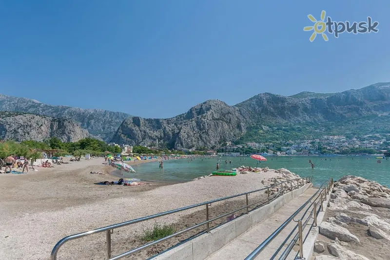 Фото отеля Jugo & Bura Apartments 3* Omis Horvātija ārpuse un baseini