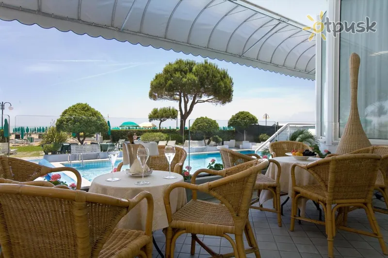 Фото отеля Croce di Malta Hotel 4* Лидо Ди Езоло Италия экстерьер и бассейны