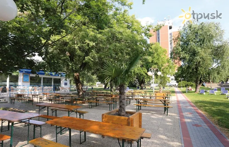Фото отеля Danubius Hotel 3* Балатонфюред Венгрия экстерьер и бассейны