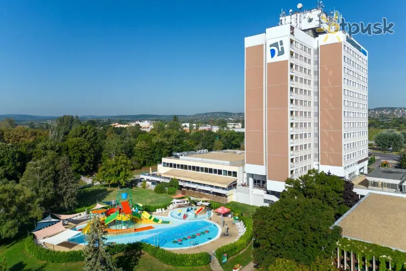 Фото отеля Danubius Hotel 3* Балатонфюред Венгрия экстерьер и бассейны