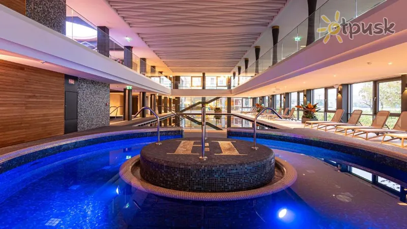 Фото отеля Helikon Hotel 4* Кестхей Венгрия экстерьер и бассейны