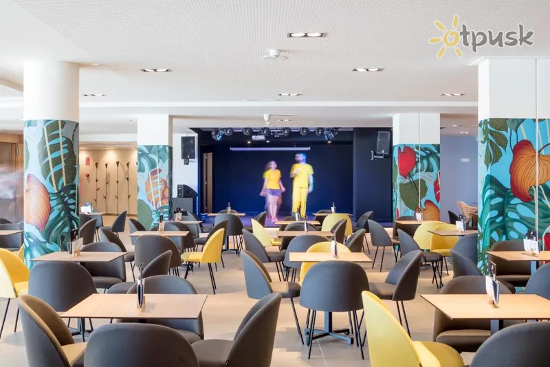 Фото отеля Aqua Hotel The Breeze 4* Коста Дель Маресме Испания экстерьер и бассейны