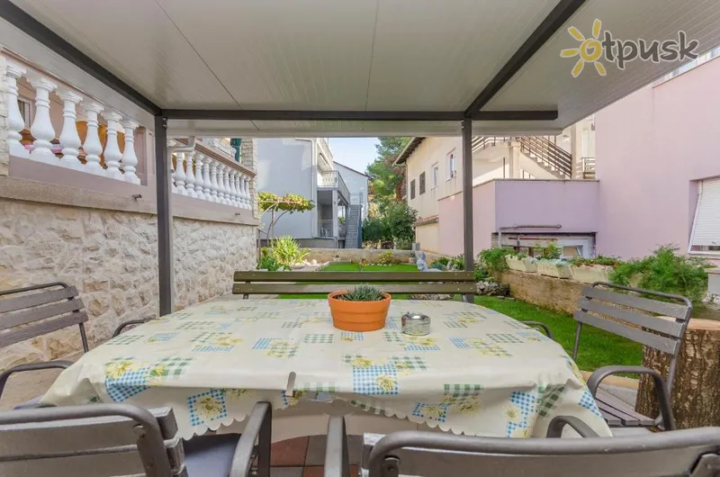 Фото отеля Rajka Apartments 3* Vodice Kroatija išorė ir baseinai