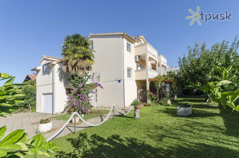 Фото отеля Sweet garden Apartments 3* Водице Хорватия экстерьер и бассейны