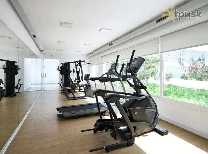 Фото отеля Kouros Seasight Hotel 3* par. Samos Grieķija ārpuse un baseini
