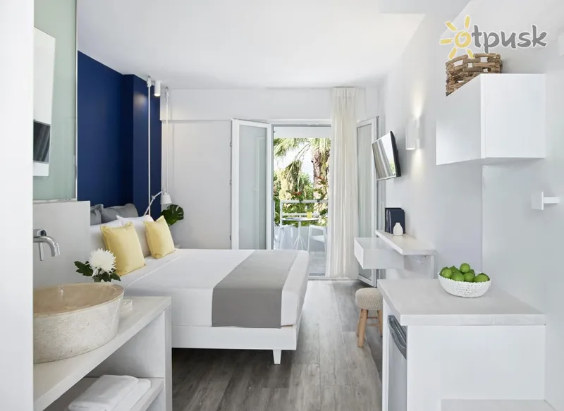 Фото отеля Kouros Seasight Hotel 3* par. Samos Grieķija ārpuse un baseini