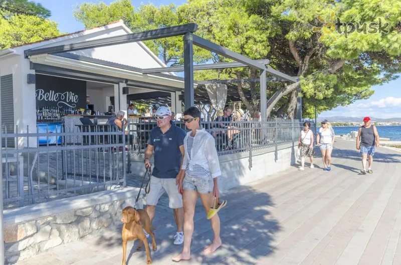 Фото отеля Mirjana Blue Beach Apartments 3* Vodice Kroatija išorė ir baseinai