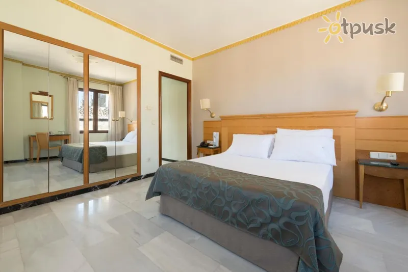 Фото отеля Eurostars Maimonides 3* Андалусія Іспанія екстер'єр та басейни