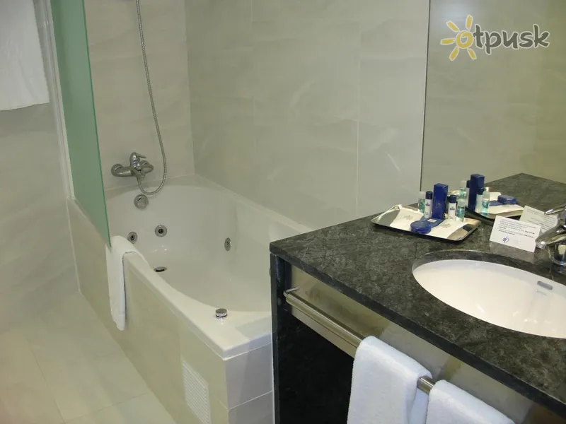 Фото отеля VIP Executive Azores Hotel 4* Понта-Делгада Португалия экстерьер и бассейны