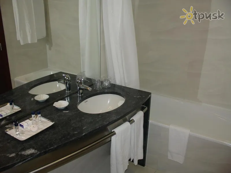 Фото отеля VIP Executive Azores Hotel 4* Понта-Делгада Португалия экстерьер и бассейны