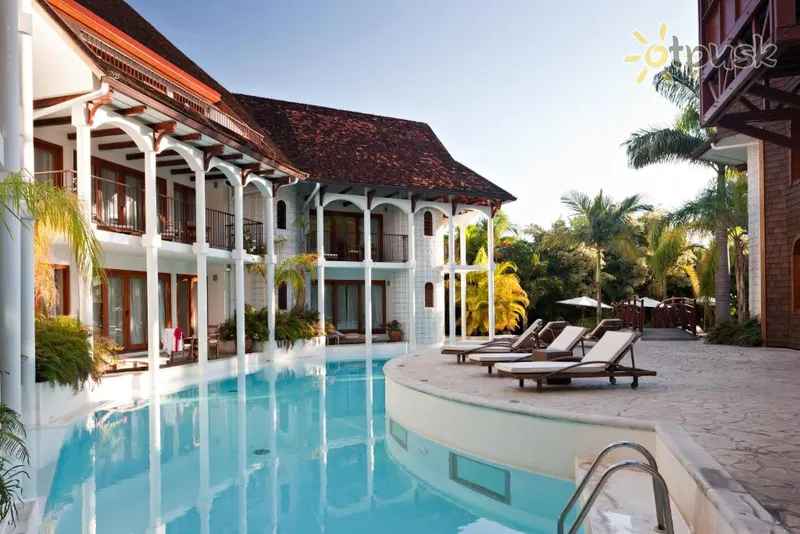 Фото отеля Le Saint Alexis Hotel & Spa 4* Reinjonas Francija ārpuse un baseini