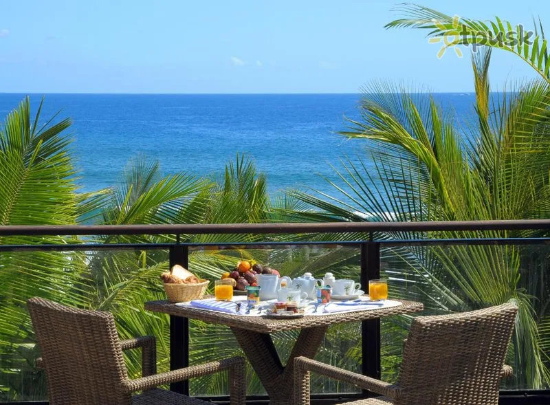 Фото отеля Le Saint Alexis Hotel & Spa 4* Reinjonas Francija ārpuse un baseini