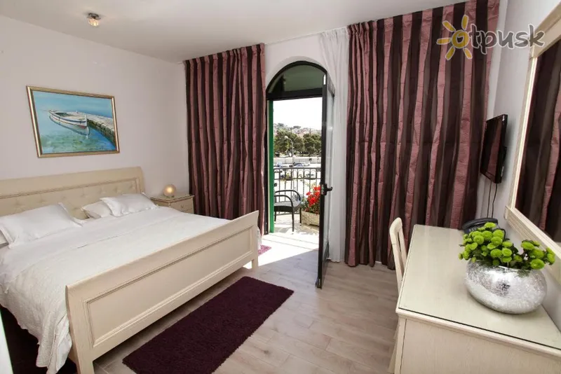 Фото отеля Bellevue Aparthotel 3* Трогир Хорватия экстерьер и бассейны