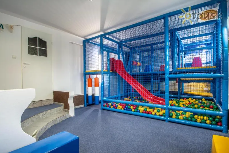 Фото отеля Oaza Leba 2* Leba Lenkija išorė ir baseinai
