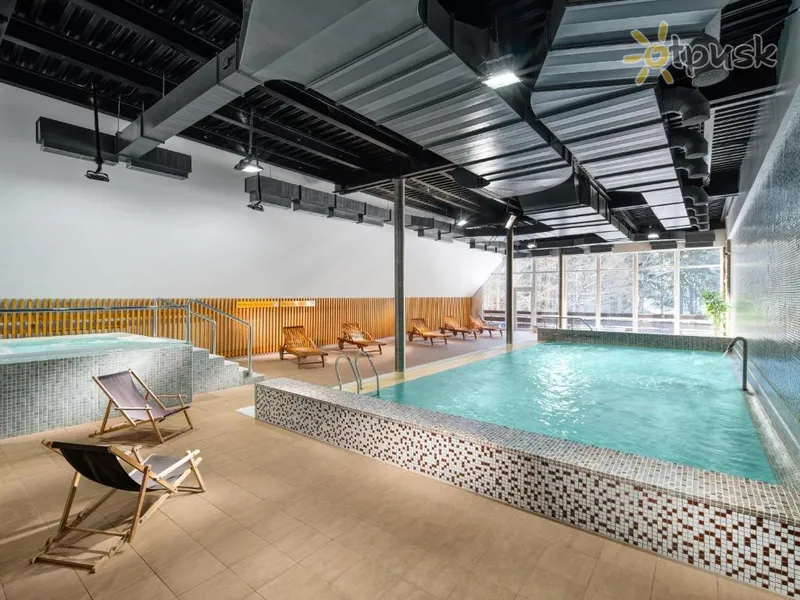 Фото отеля Pinia Hotel & Resort 4* Spindlerovs Mlins Čehu ārpuse un baseini