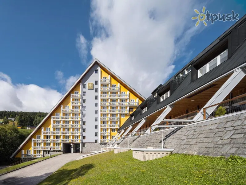 Фото отеля Pinia Hotel & Resort 4* Spindlerovs Mlins Čehu ārpuse un baseini