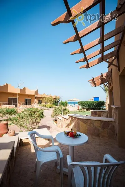Фото отеля Silver Beach Boutique Hotel 3* Эль Кусейр Египет экстерьер и бассейны